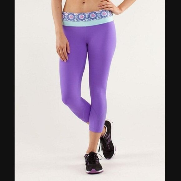 𝅺LULULEMON run inspire crop II leggings size 2 in purple - Picture 1 of 14